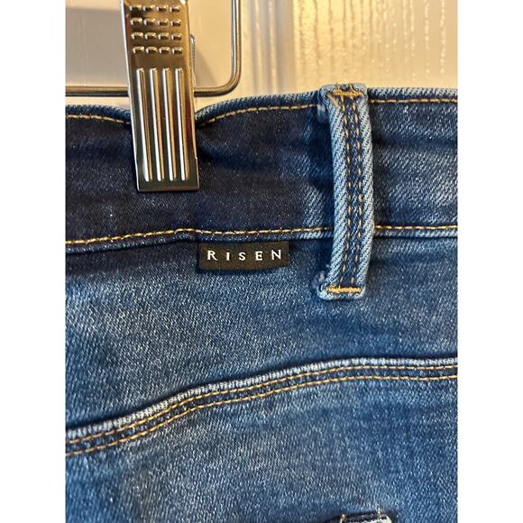 Risen Dark Washed Bootcut Jeans Inseam 32 Western Raw Hem - Picture 5 of 7